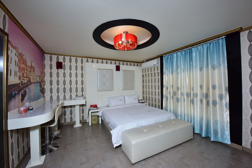 Gwangju Queen Hotel Gwangju Metropolitan City Exteriör bild
