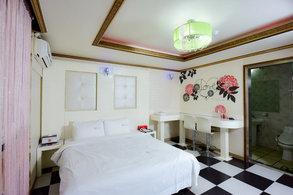 Gwangju Queen Hotel Gwangju Metropolitan City Exteriör bild