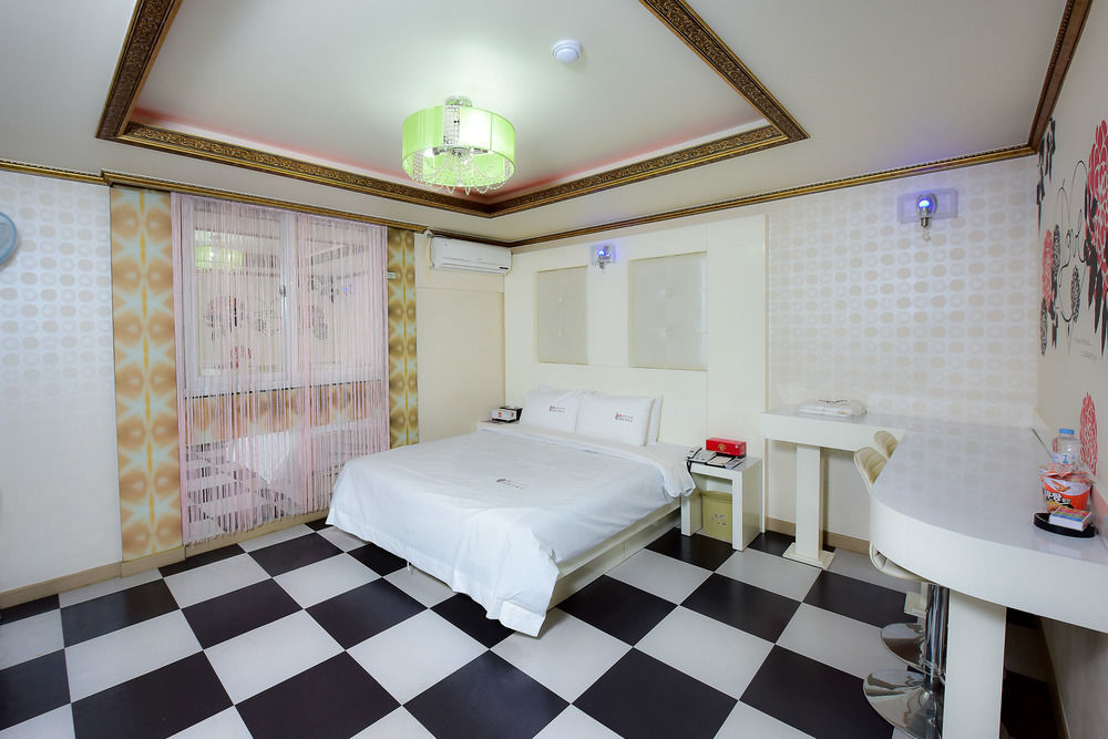 Gwangju Queen Hotel Gwangju Metropolitan City Exteriör bild