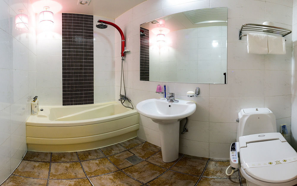 Gwangju Queen Hotel Gwangju Metropolitan City Exteriör bild